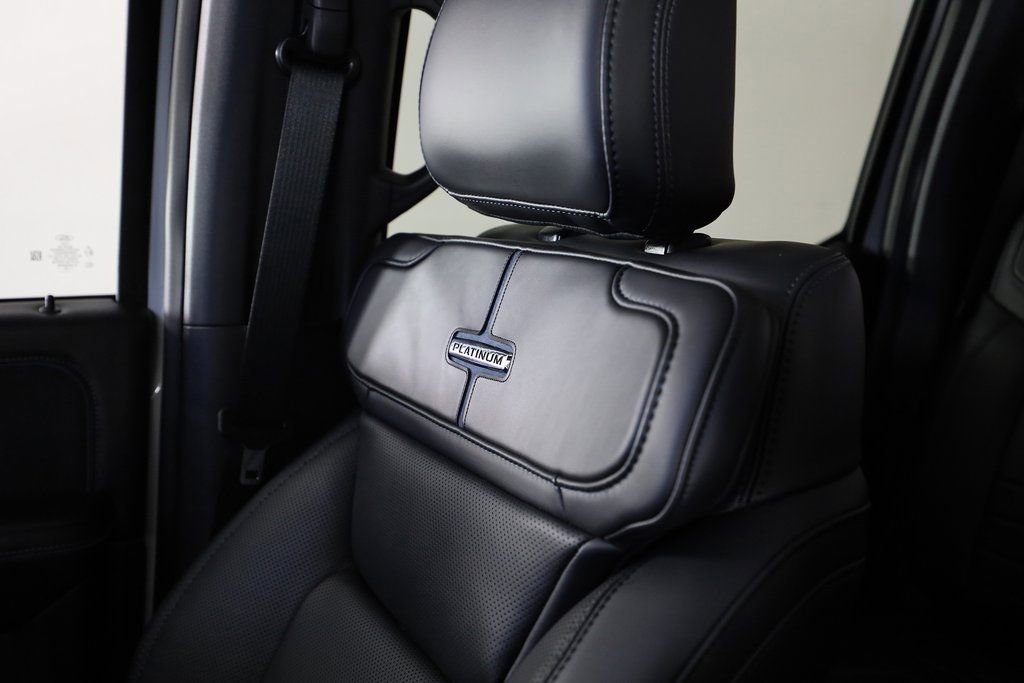 Used 2025 Ford F250 Platinum image 44