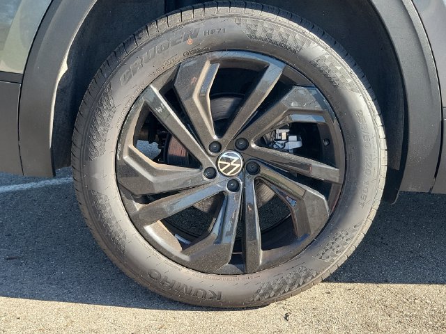 Used 2023 Volkswagen Atlas SE w/ Black Wheel Package AWD/4WD image 31