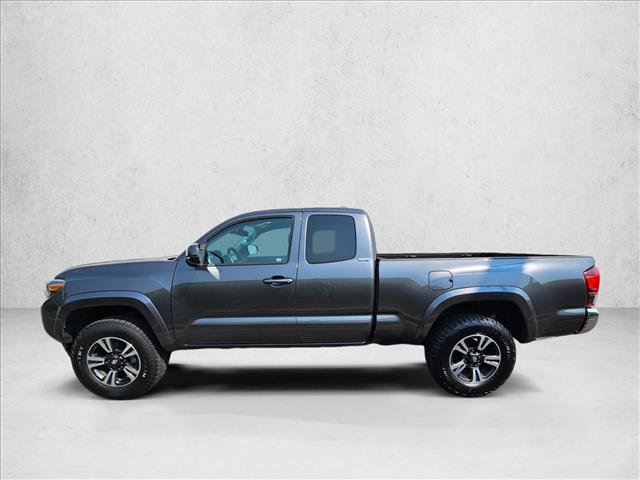 Used 2021 Toyota Tacoma SR5 AWD/4WD image 8
