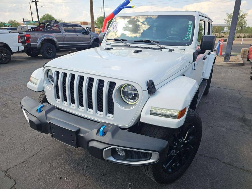 Certified 2022 Jeep Wrangler Unlimited Sahara w/ Cold Weather Group AWD/4WD image 1