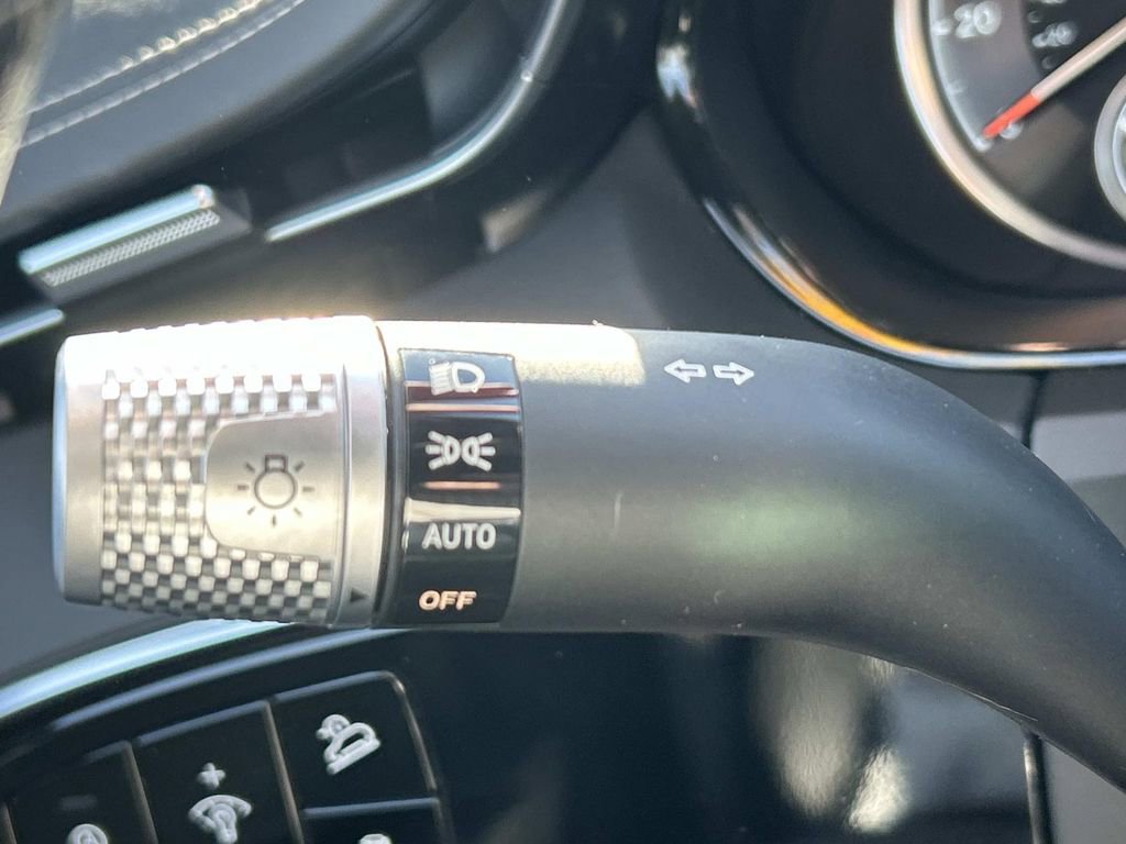 Used 2025 Genesis GV70 3.5T Sport w/ Sport Advanced Package image 35