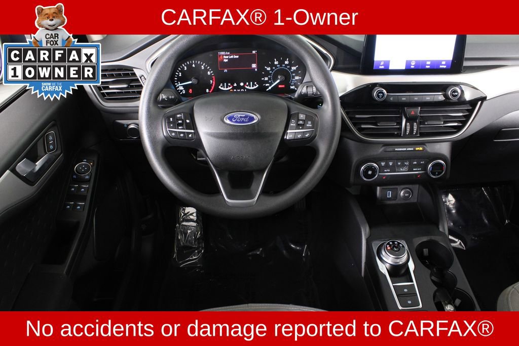 Used 2020 Ford Escape SE image 4