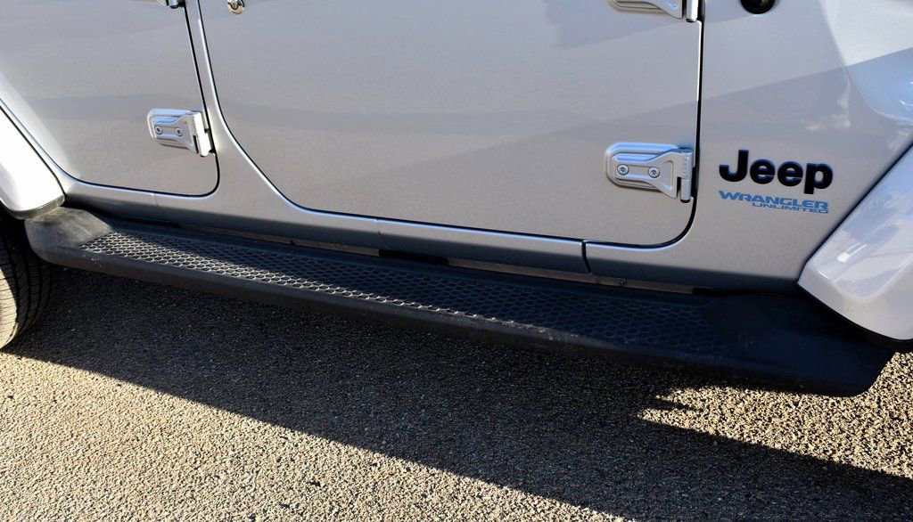 Used 2022 Jeep Wrangler Unlimited Sahara image 9
