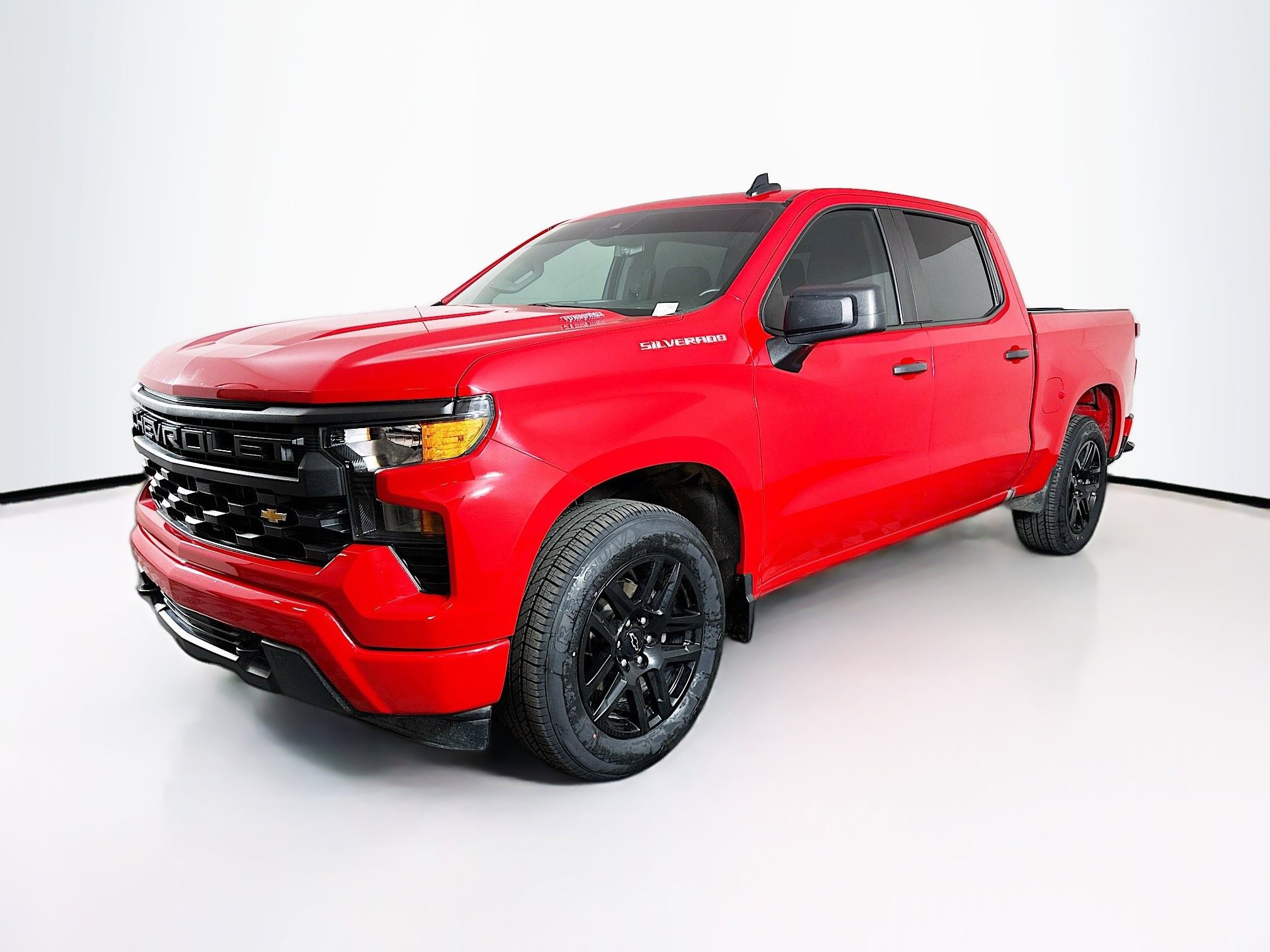 Used 2024 Chevrolet Silverado 1500 Custom image 3