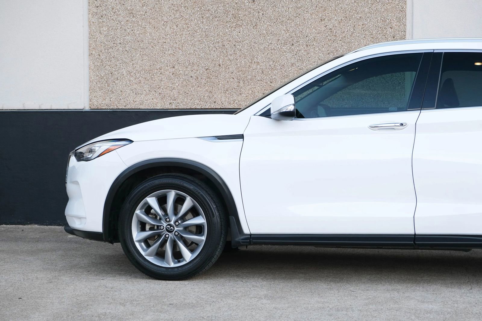Used 2021 INFINITI QX50 Luxe image 7