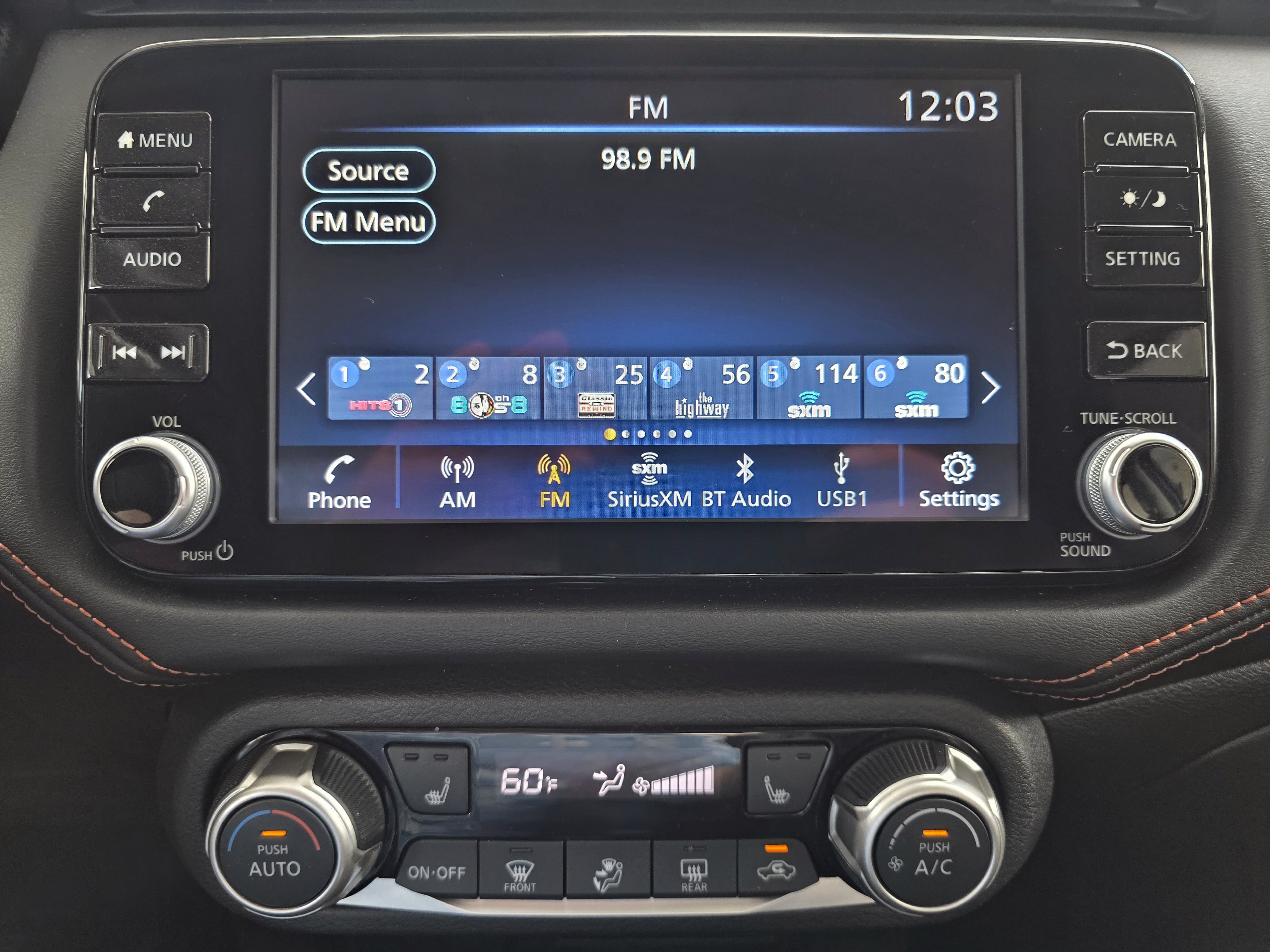Used 2024 Nissan Versa SR FWD image 22