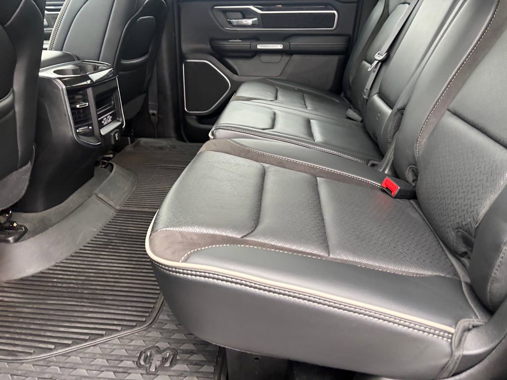 Used 2022 RAM 1500 Laramie image 31