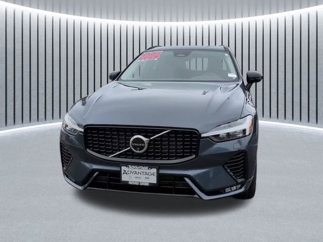 Used 2024 Volvo XC60 B5 Plus image 17