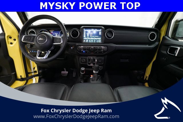 Used 2023 Jeep Wrangler Unlimited Sahara w/ Cold Weather Group image 5