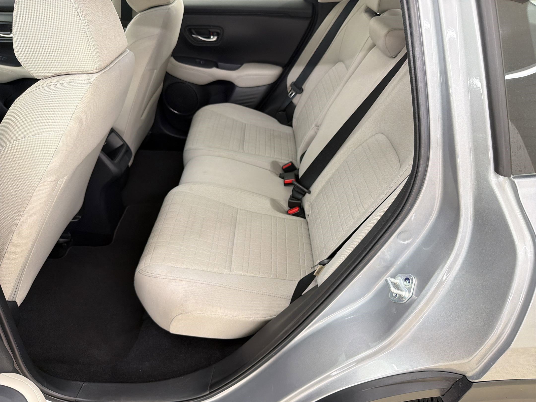 Used 2025 Honda HR-V LX image 14