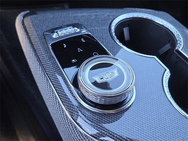 New 2025 Cadillac Optiq Sport 1 image 27