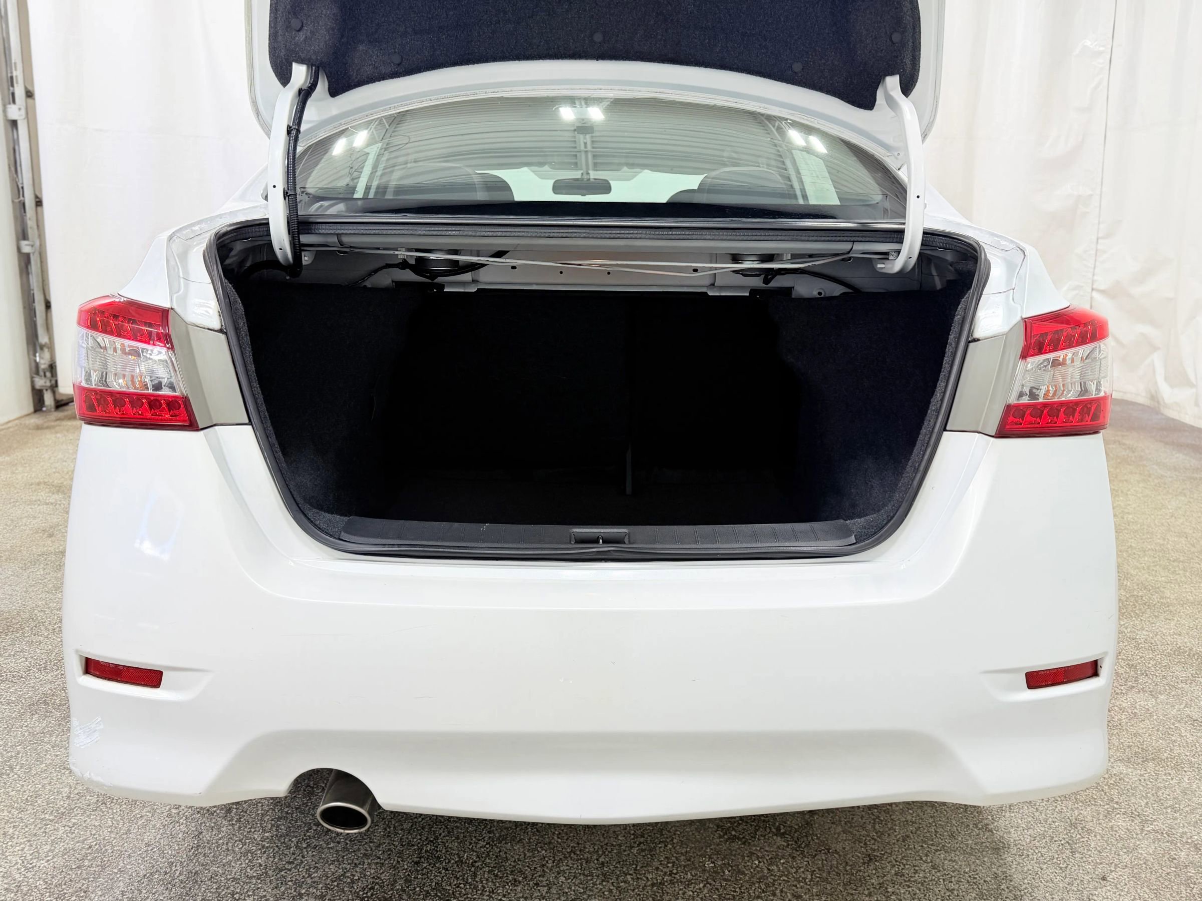 Used 2014 Nissan Sentra SR image 37