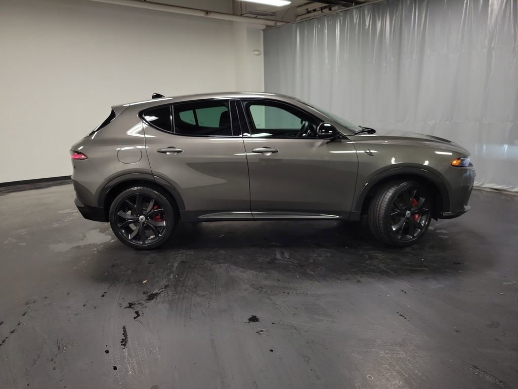 Used 2024 Dodge Hornet R/T Plus AWD/4WD image 9
