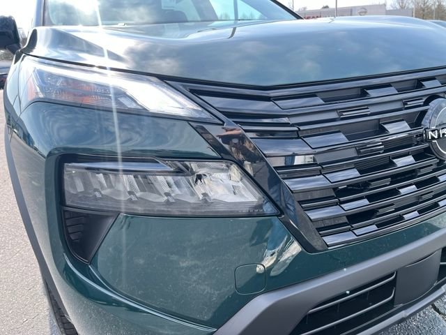 New 2026 Nissan Rogue SV image 10