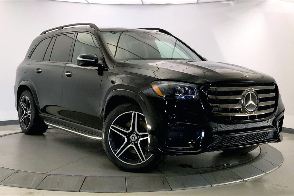 Used 2024 Mercedes-Benz GLS 450 4MATIC image 1