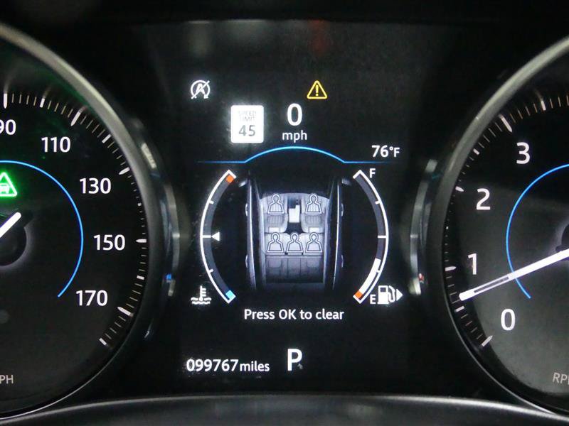 Used 2018 Jaguar F-PACE S AWD/4WD image 34
