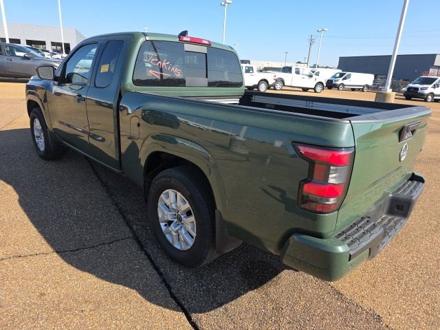 Used 2024 Nissan Frontier SV w/ SV Convenience Package image 12