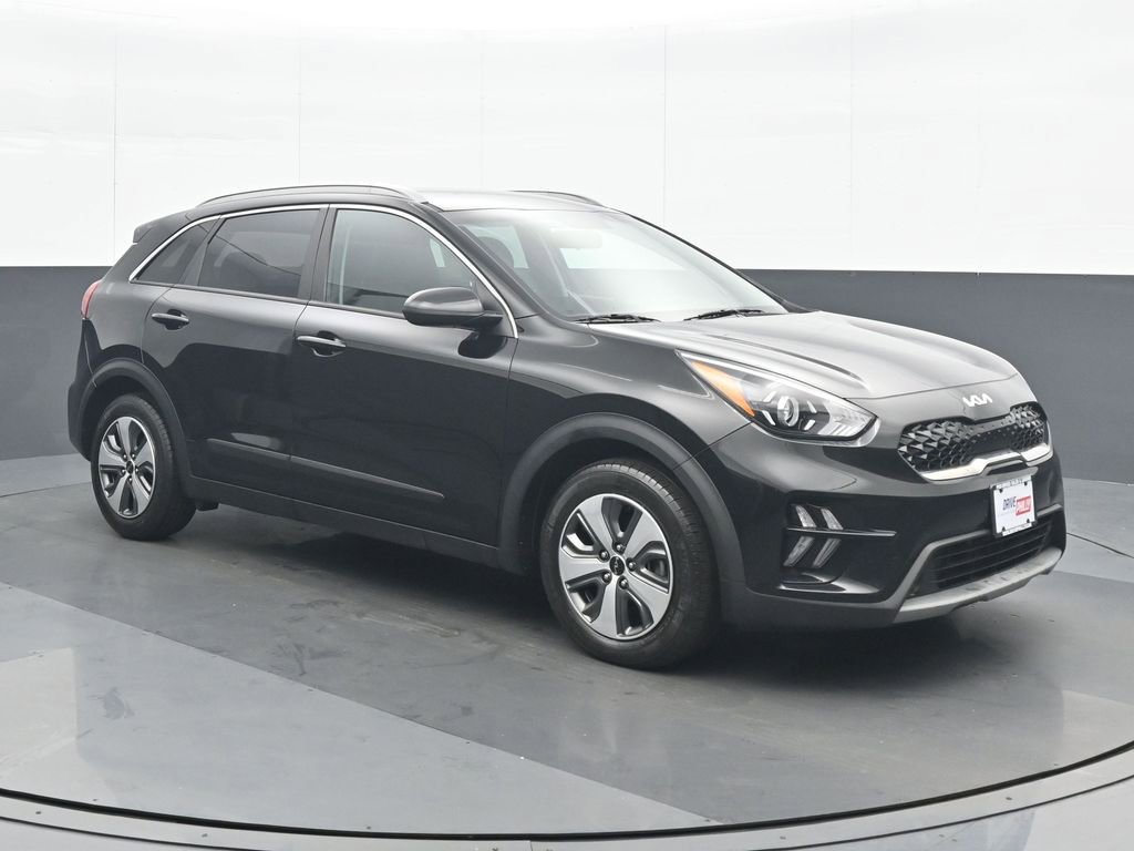 Used 2022 Kia Niro LX image 9