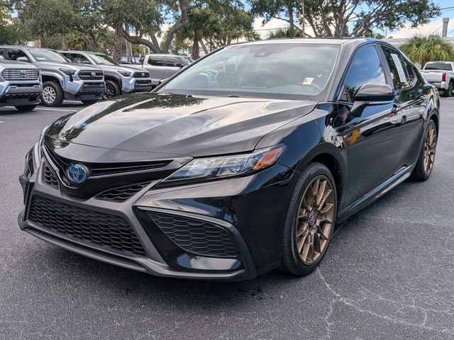 Used 2023 Toyota Camry SE w/ Convenience Package FWD image 7