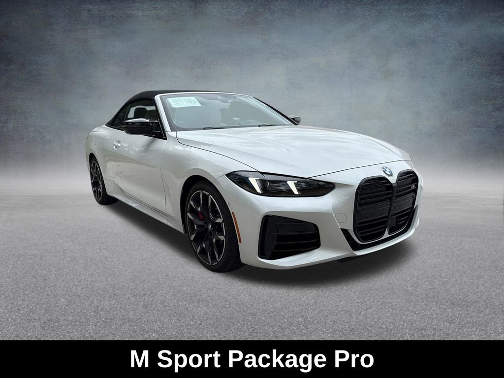 Used 2025 BMW 440i xDrive Convertible w/ Premium Package image 10