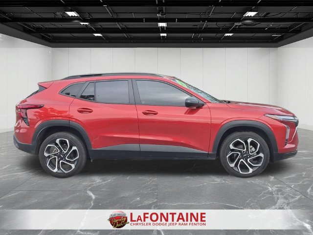 Used 2024 Chevrolet Trax RS w/ Driver Confidence Package FWD image 6