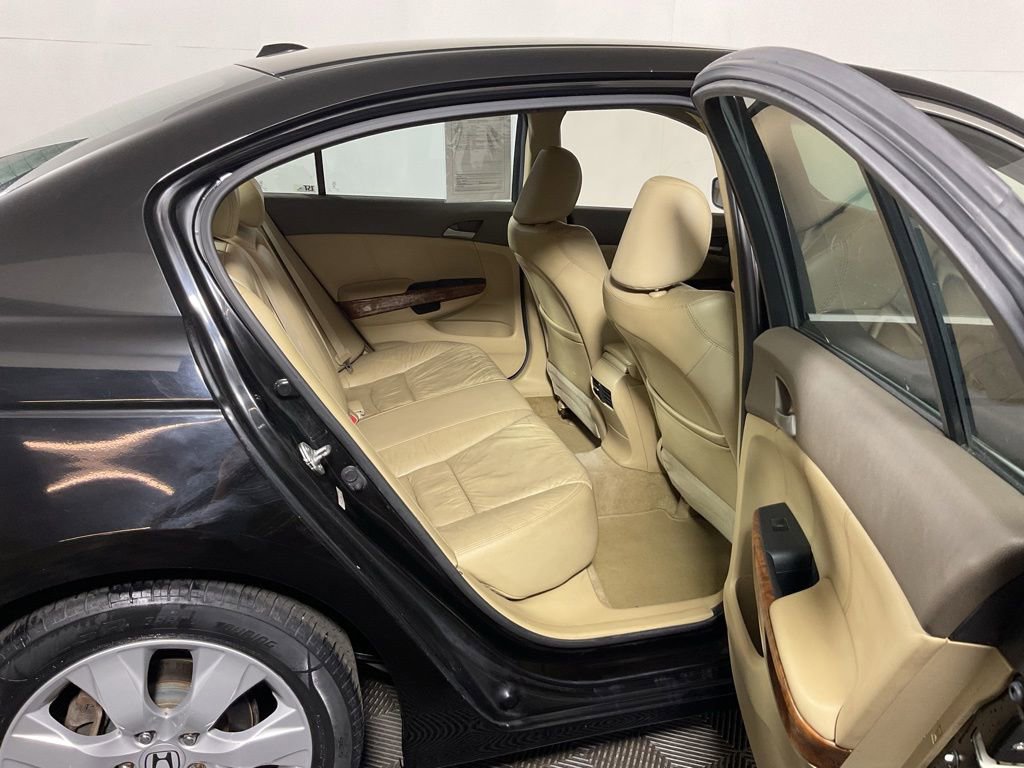 Used 2010 Honda Accord EX-L image 33