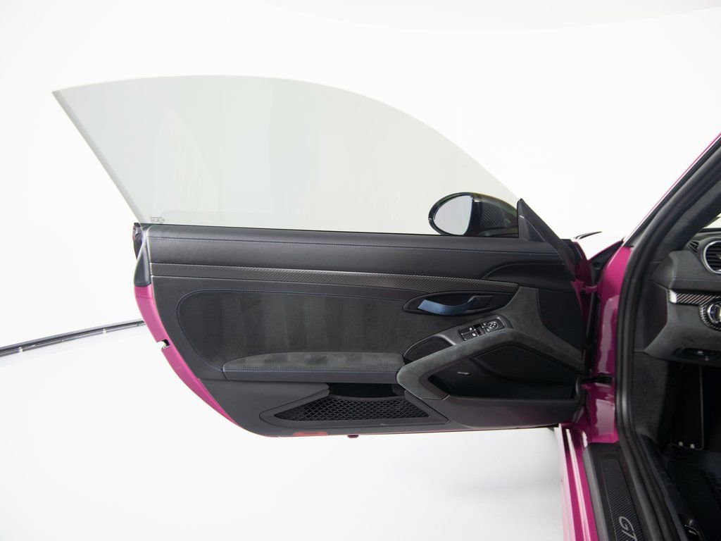 Used 2025 Porsche 718 Cayman GT4 RS image 18