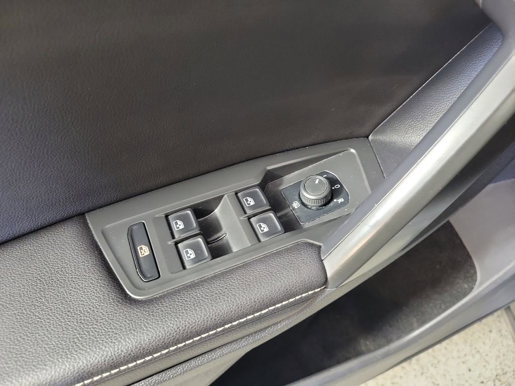 Used 2024 Volkswagen Tiguan S FWD image 16