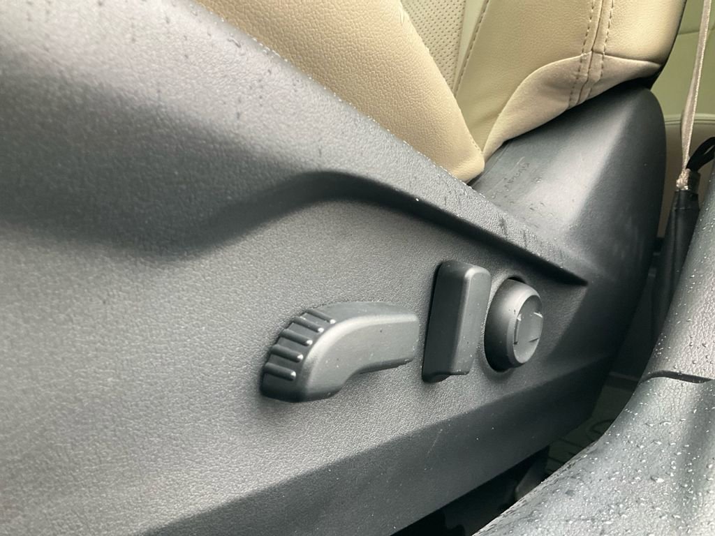 Used 2020 Subaru Legacy Limited image 34