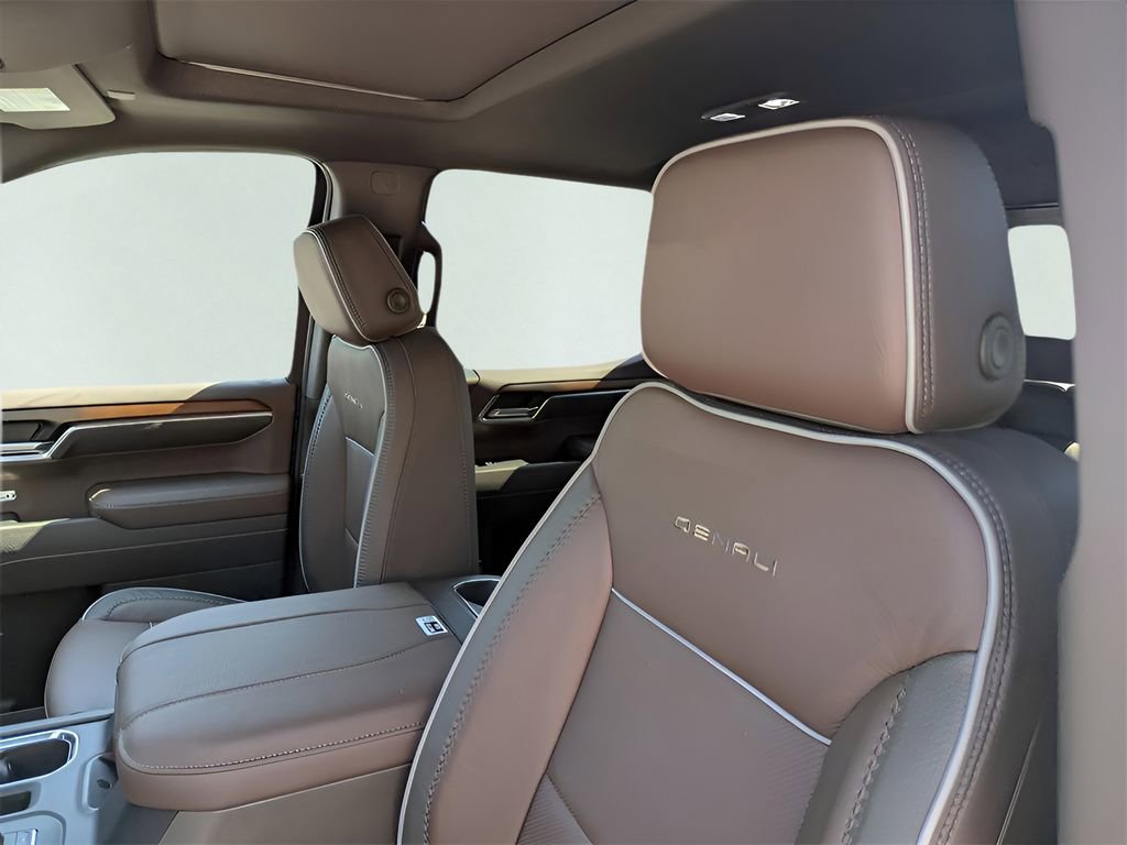 New 2026 GMC Sierra 1500 Denali AWD/4WD image 19