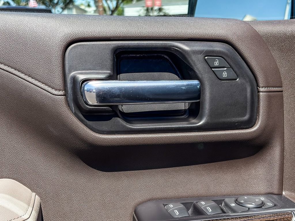 Used 2020 Chevrolet Silverado 1500 RST AWD/4WD image 48