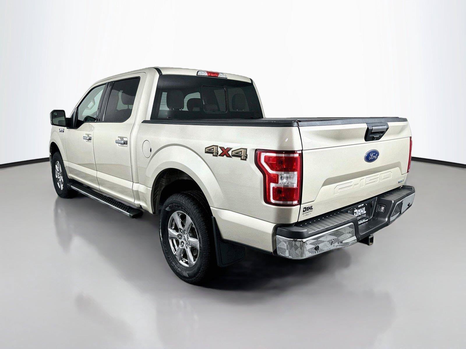 Used 2018 Ford F150 XLT w/ Equipment Group 302A Luxury AWD/4WD image 10