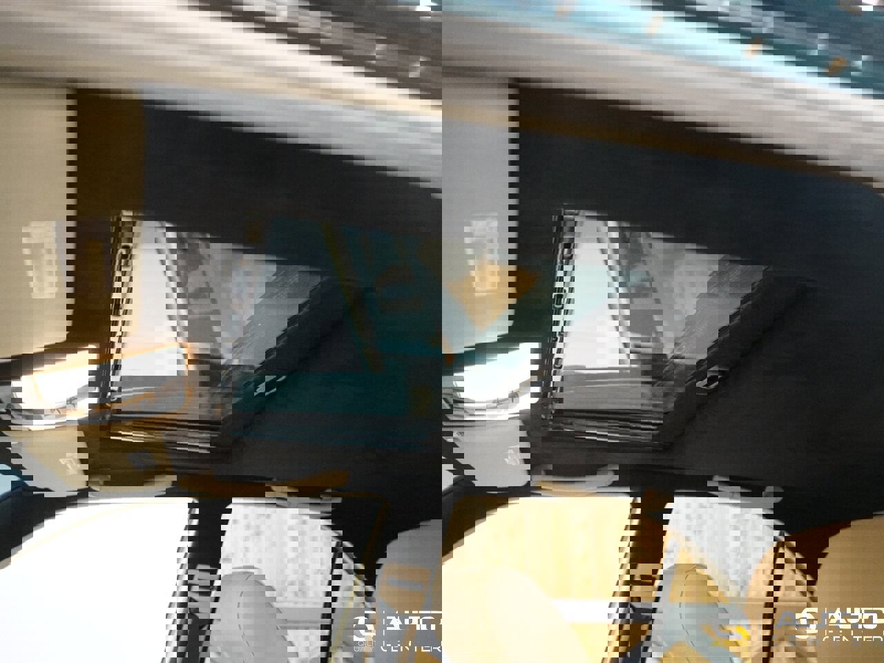 Used 1999 Mercedes-Benz C 230 image 21