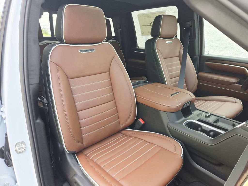 New 2026 GMC Sierra 3500 Denali Ultimate image 15