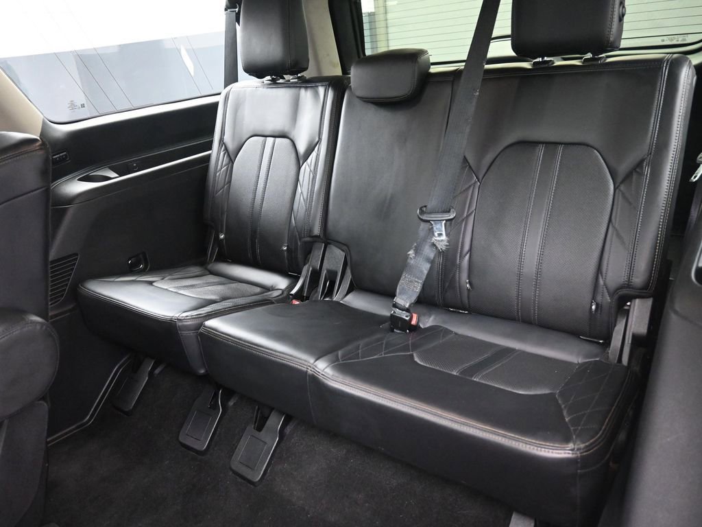 Used 2019 Ford Expedition Max Platinum AWD/4WD image 32