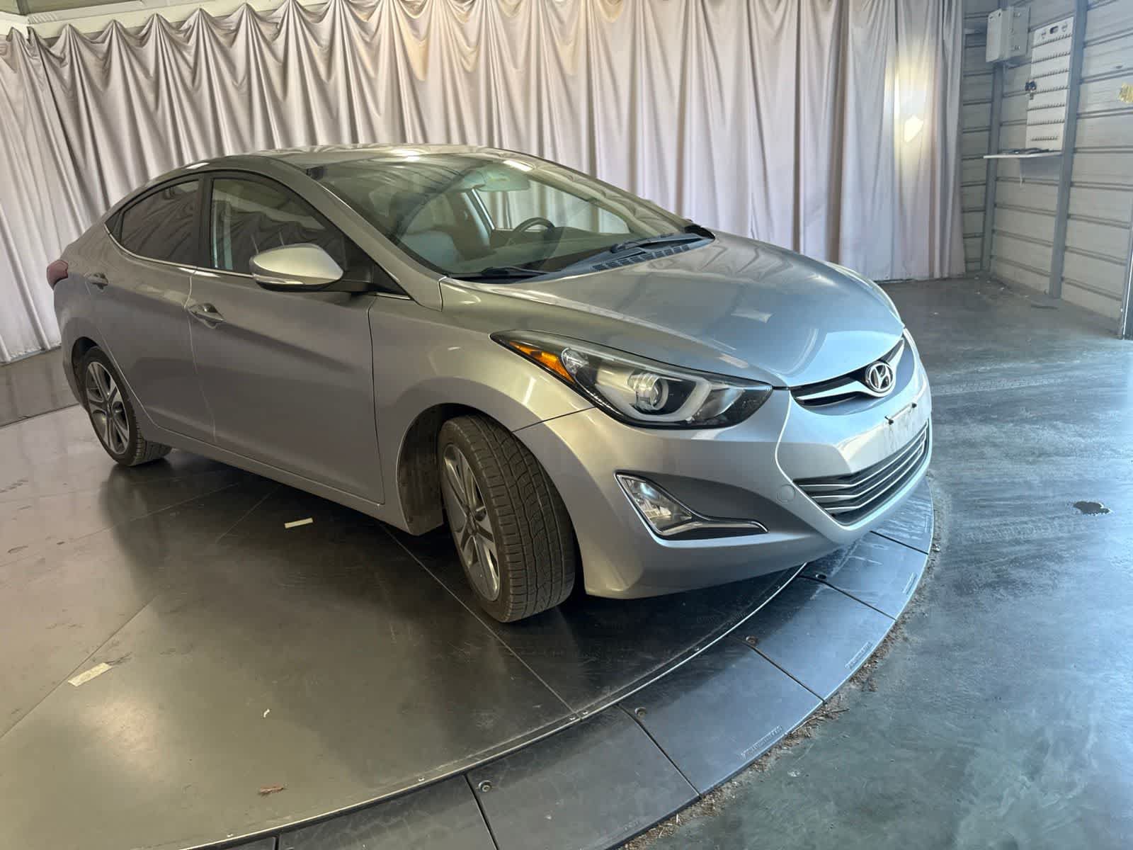 Used 2016 Hyundai Elantra Sport w/ Option Group 03 FWD image 3