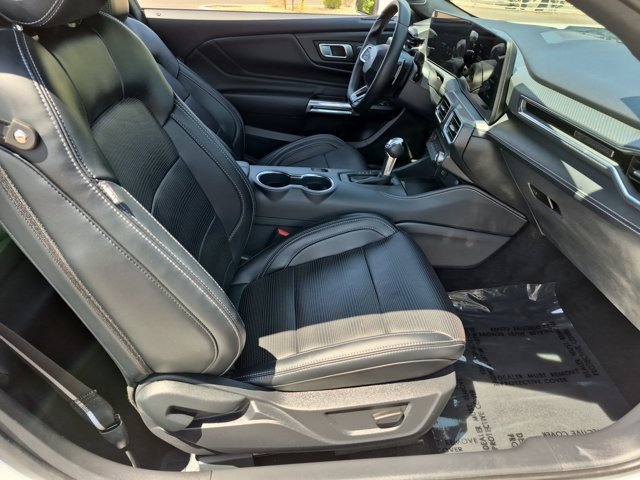 Used 2025 Ford Mustang GT Premium RWD image 25