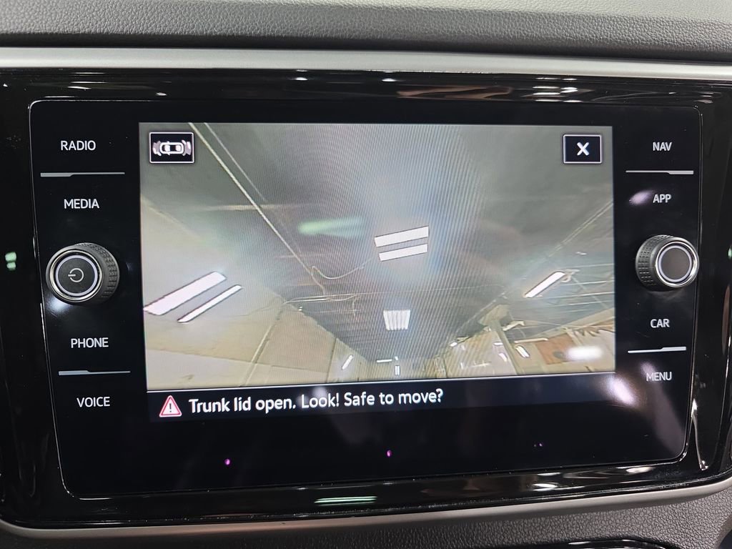 Used 2022 Volkswagen Atlas SEL Premium image 23