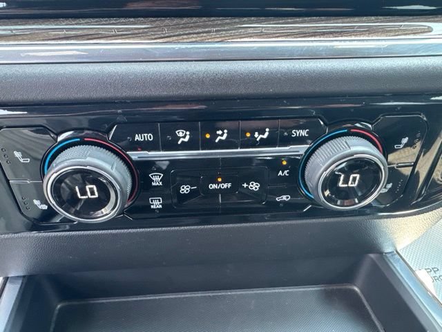 Used 2024 Chevrolet Silverado 1500 RST w/ Convenience Package II AWD/4WD image 15