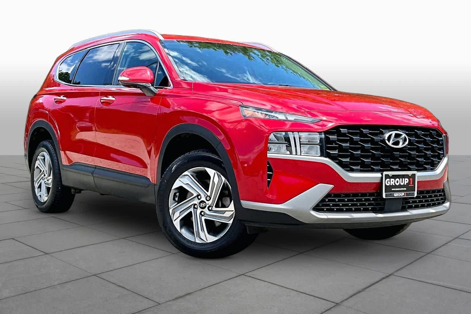 Used 2023 Hyundai Santa Fe SEL w/ Cargo Package AWD/4WD image 3