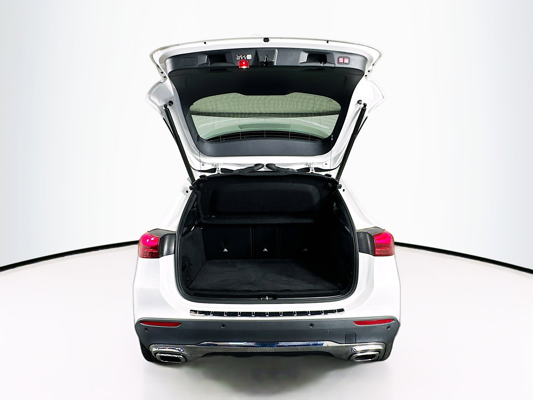 Used 2024 Mercedes-Benz GLA 250 image 28