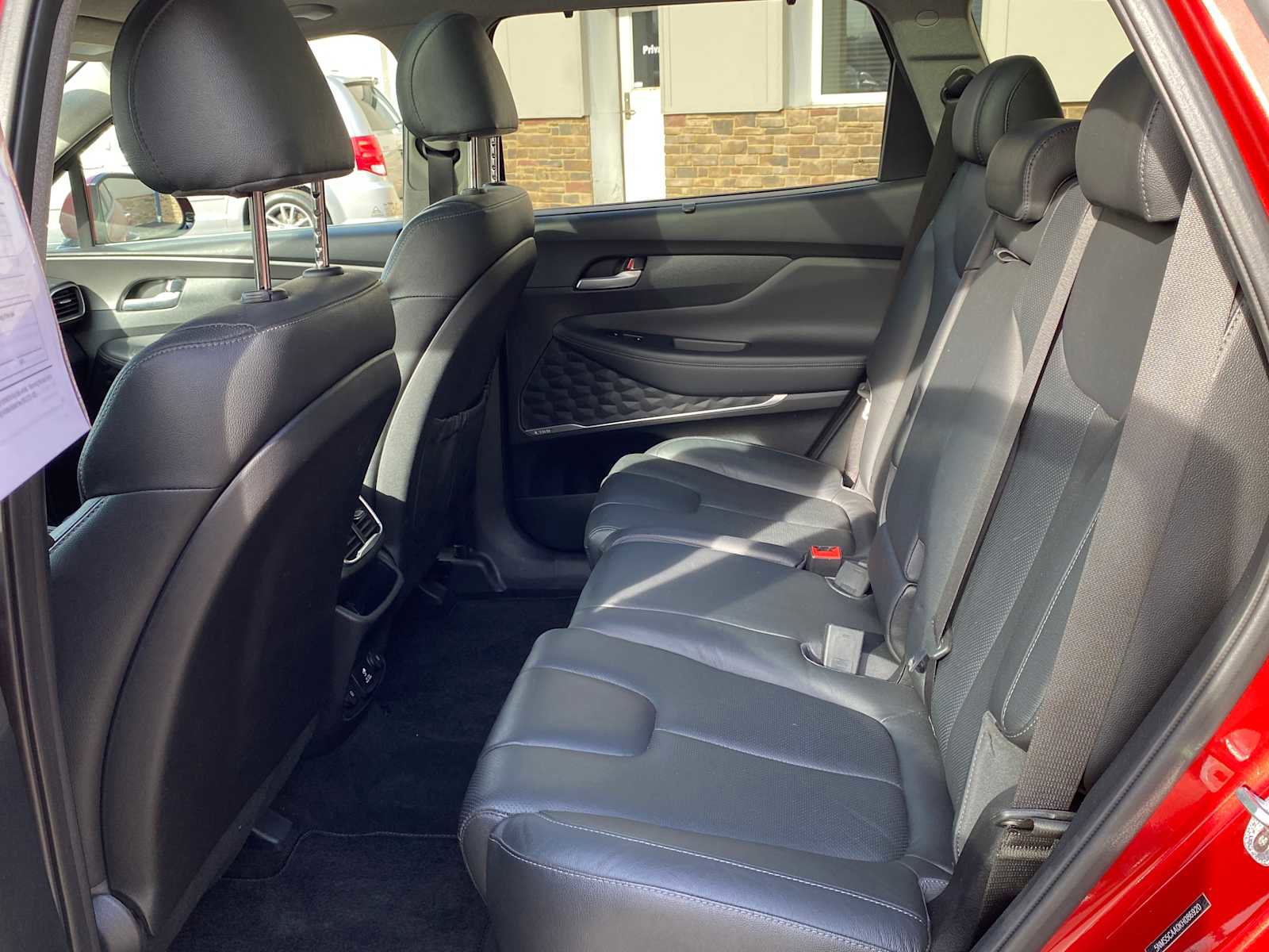 Used 2019 Hyundai Santa Fe AWD image 11