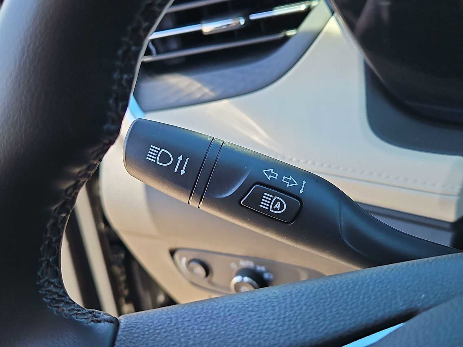 Used 2024 Buick Encore GX Sport Touring w/ Experience Buick Package FWD image 26