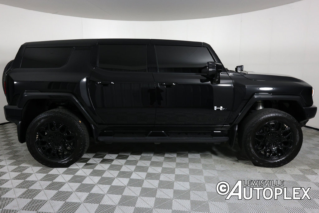 Used 2024 GMC Hummer EV 2X w/ LPO, Illumination Package AWD/4WD image 4