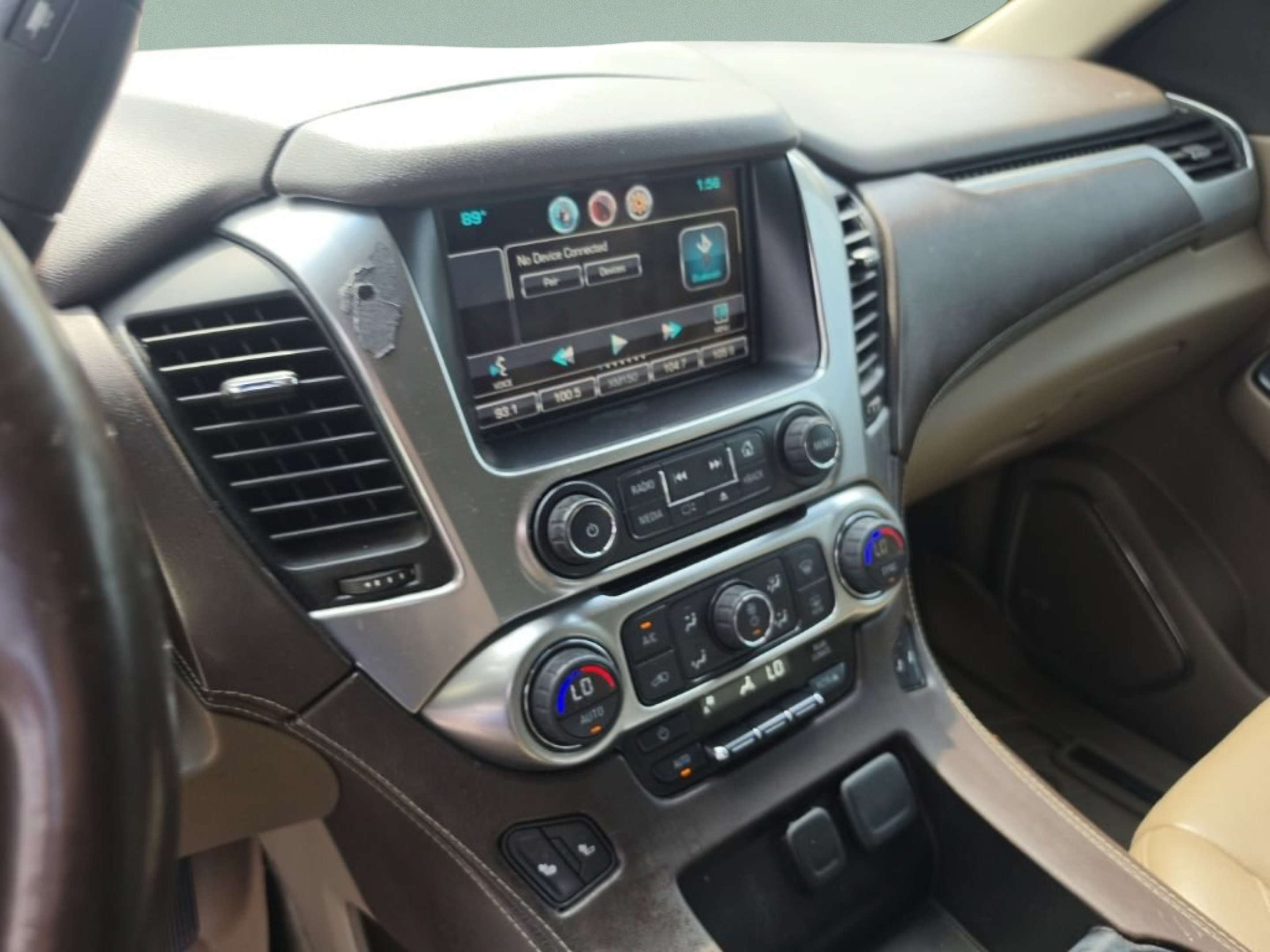 Used 2015 Chevrolet Tahoe LT RWD image 23