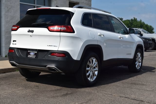 Used 2017 Jeep Cherokee Limited AWD/4WD image 15