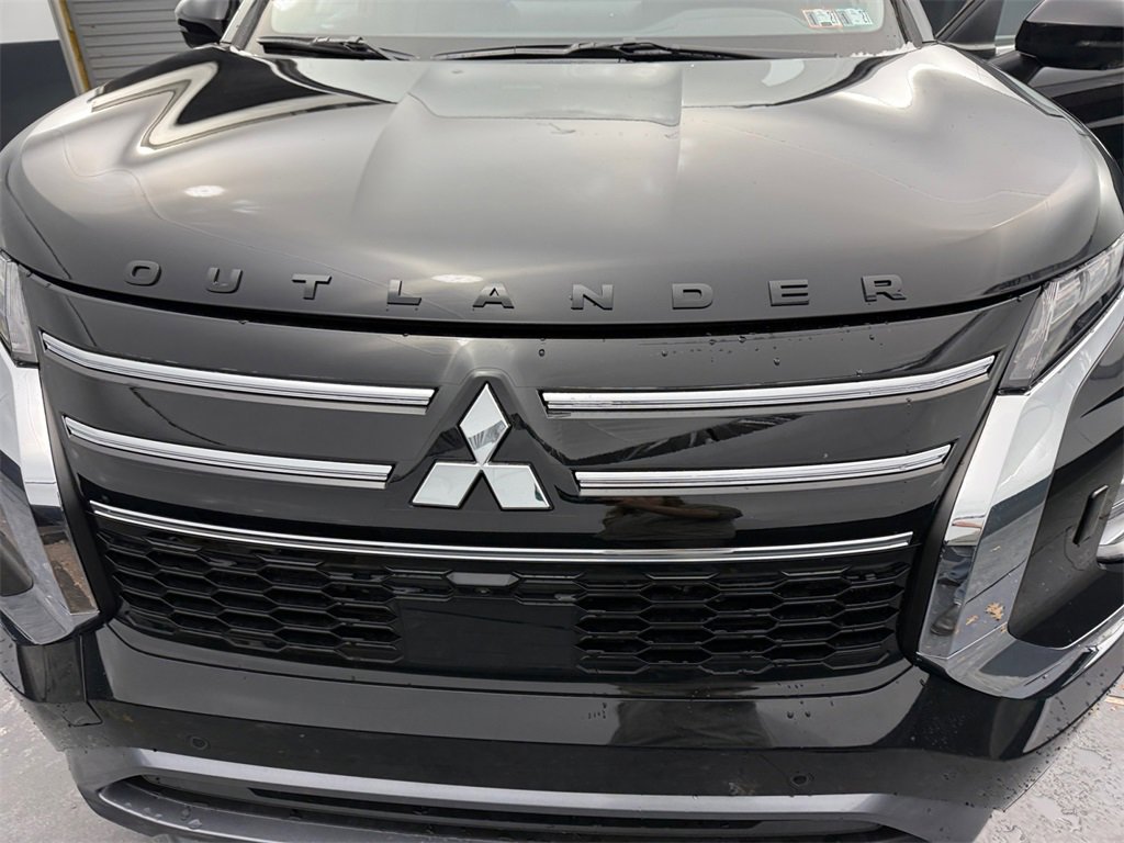 New 2026 Mitsubishi Outlander SEL image 32