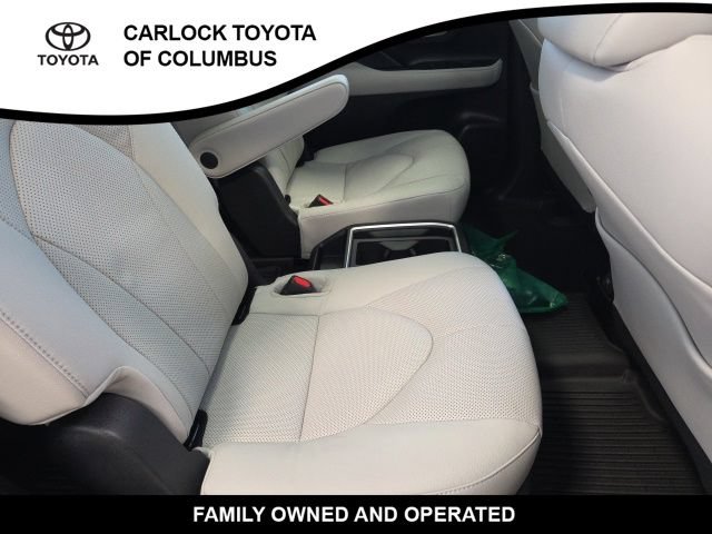 Used 2026 Toyota Grand Highlander AWD image 17
