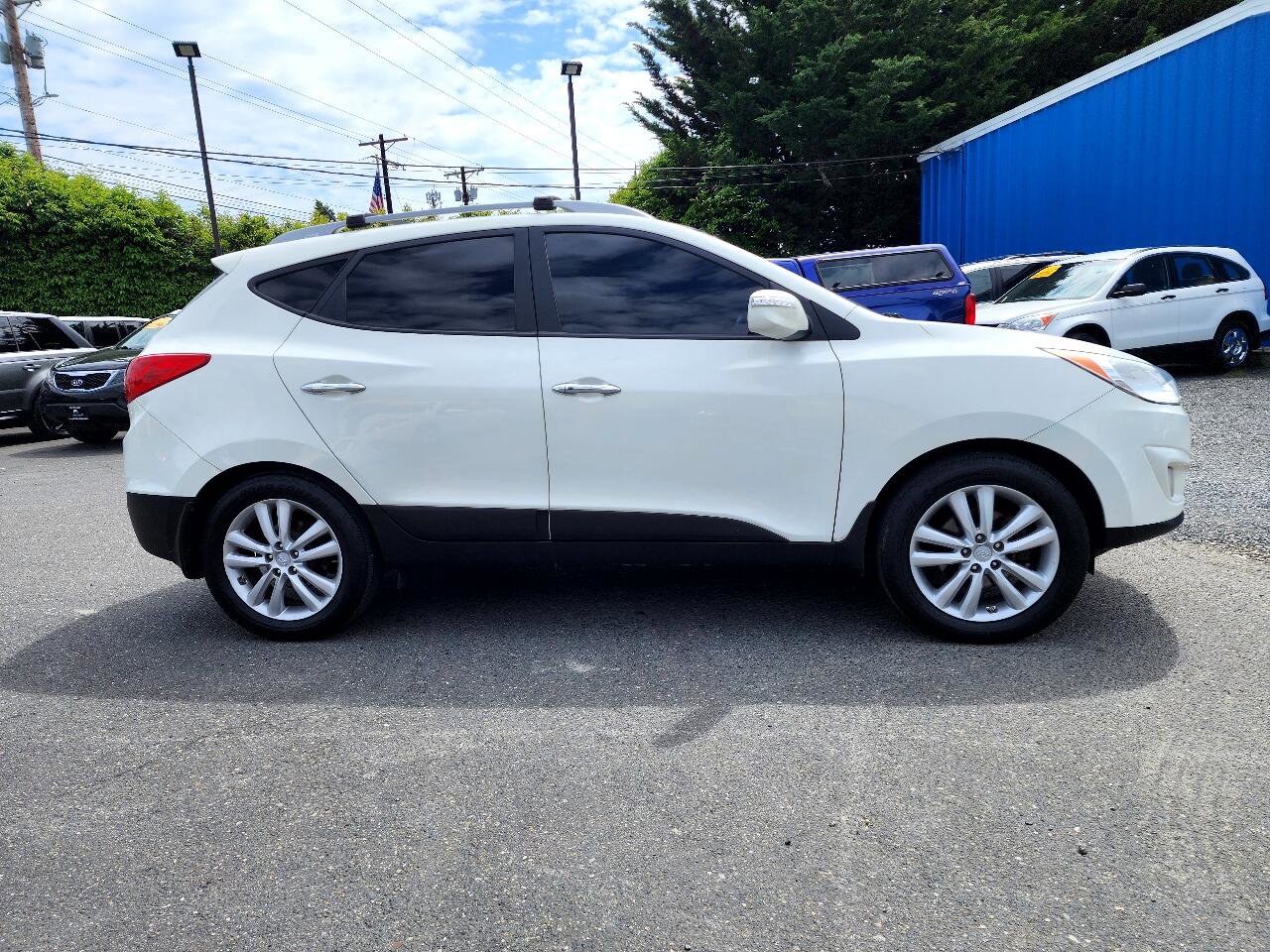 Used 2013 Hyundai Tucson Limited image 3