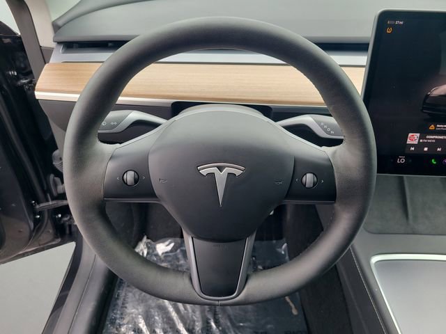 Used 2024 Tesla Model Y Performance AWD/4WD image 14